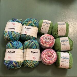Multicolor Yarn Bundle